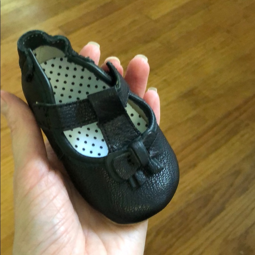 Black Robeez Mary Janes with bow detail